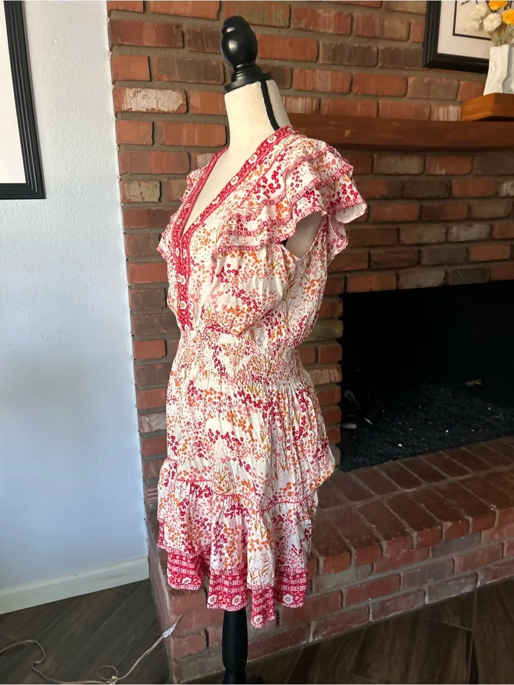 Poupette St. Barth Camila Mini Dress in White Pink Tulipe Print Sz L